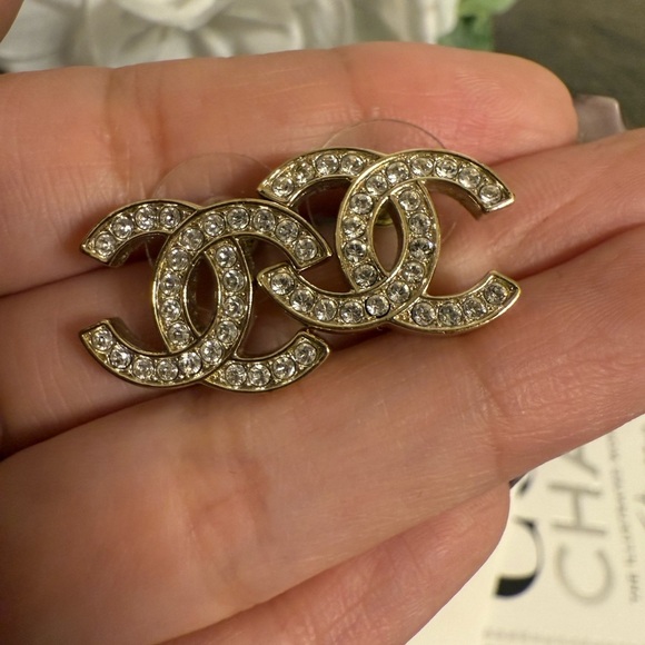 CHANEL Classic Gold Crystal CC Earrings - Picture 8 of 9